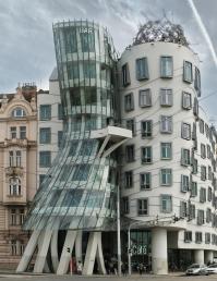 Tanzendes haus 2024